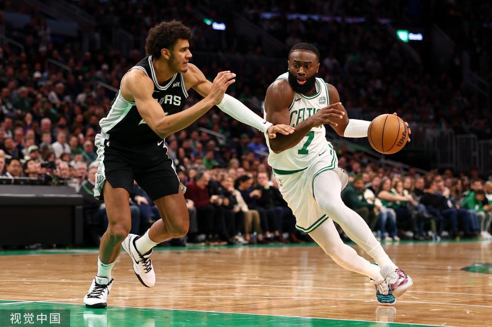 凭借冷静与 凭借冷静与